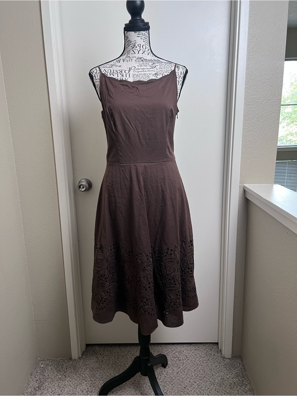 Ann Taylor LOFT Brown Embroidered eyelet Midi Autumn Wedding Guest dress